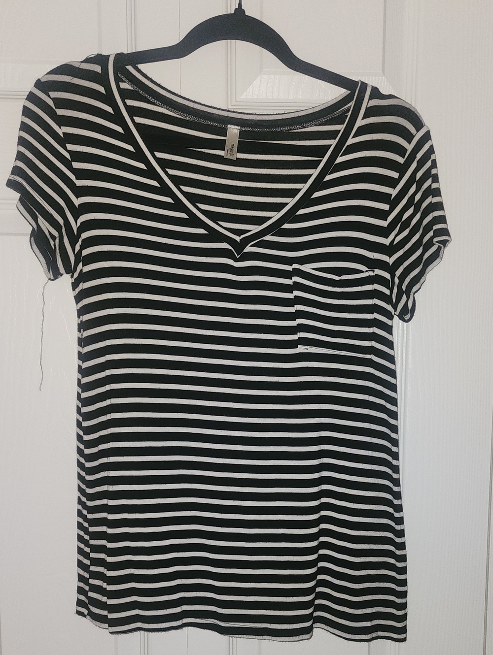 Magic Fit Black & White Striped V-Neck Pocket Tee